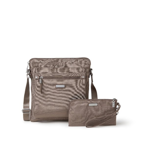 Go Bagg with RFID WristletActual Color:BLACK OPAL
